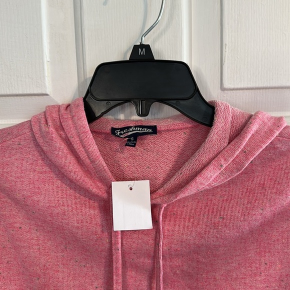 NWT Freshman Pink cropped hoodie size small - Picture 3 of 4